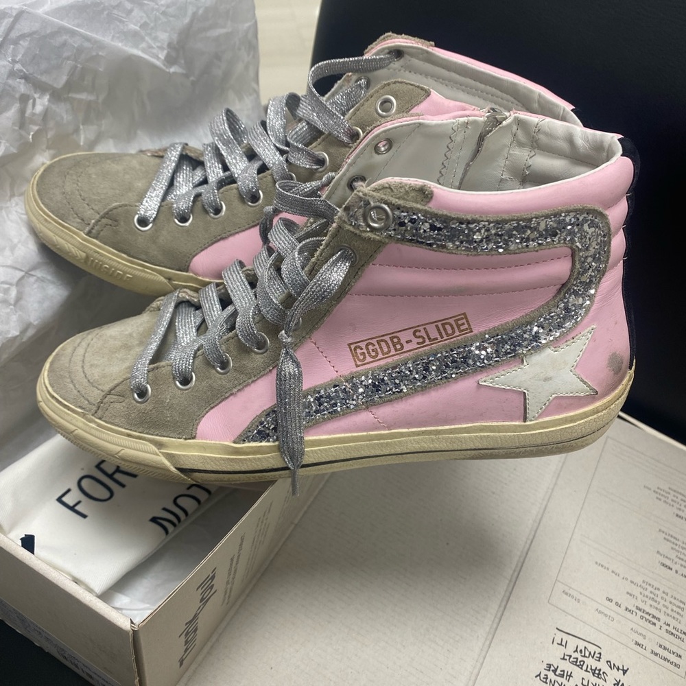 💖AUTHENTIC GOLDEN GOOSE SLIDES💖
